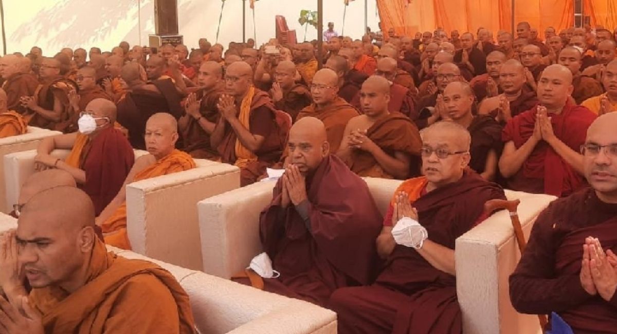 kushinagar gyaneshwar cremated with buddhist rituals