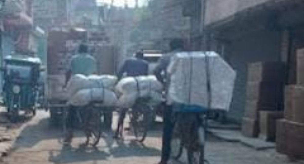 fair and lovely smuggling at india nepal border sonouli news