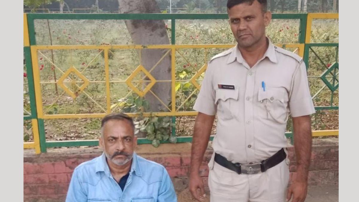 gurugram pressure to close old case scuffle with youth showing revolver