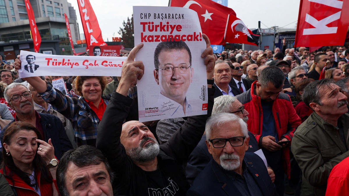 2000 year prison sentence sought for mayor in turkiye