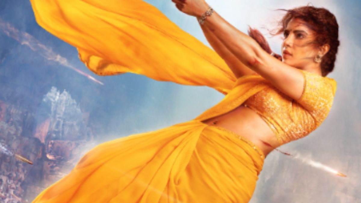 priyanka chopra first look out from mahesh babu and s s rajamoulis globetrotter play mandakini in film