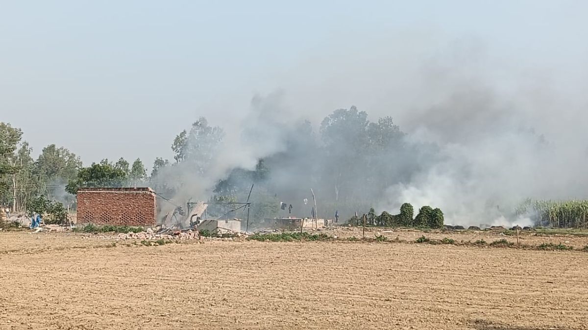 blast in cracker factory after fire more then two died