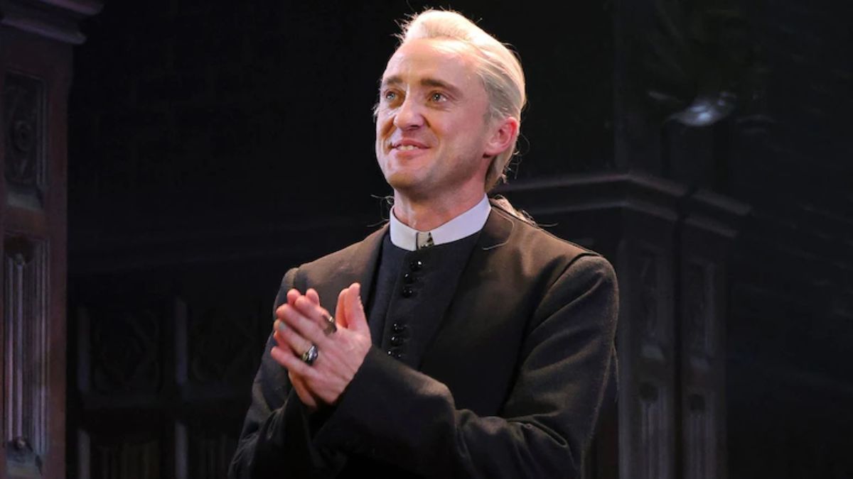 tom felton gets emotional after receiving standing ovation in harry potter and the curshed child