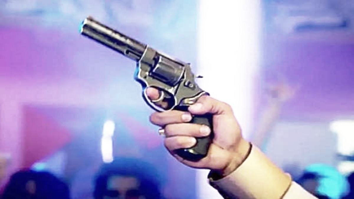 miscreants opened fire in dhanbad coalfield