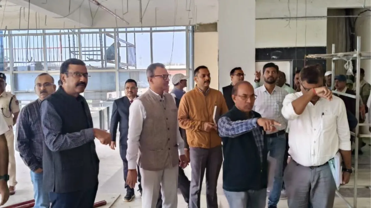 कोडरमा स्टेशन के नए भवन को लेकर आया अपडेट, इस महीने से यात्रियों को मिलेंगी हाईटेक सुविधाएं
