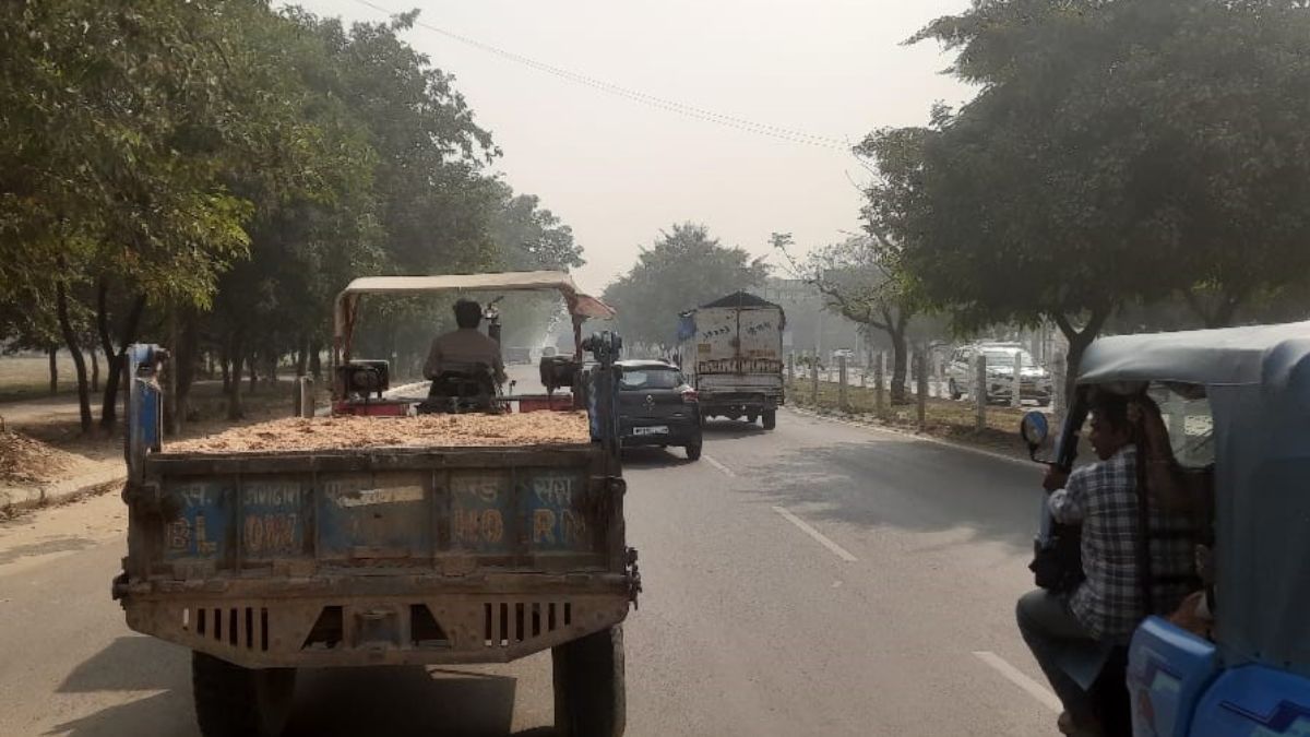 noidagreater noida aqi in red zone rising pollution ineffective rules