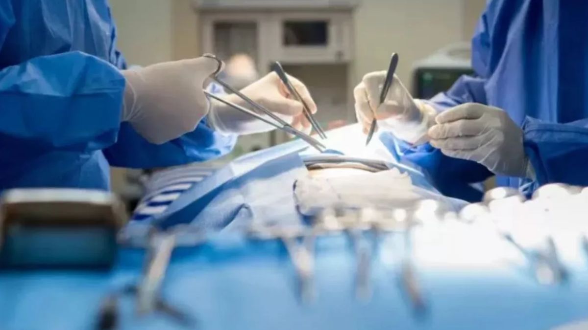 7 kg tumor removed from womans uterus in ghaziabad hospital