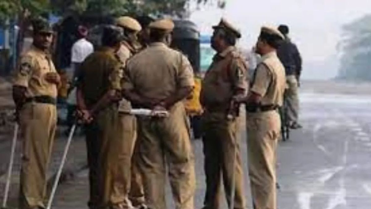 himachal hamirpur sho injured after being hit by vehicle during drug check