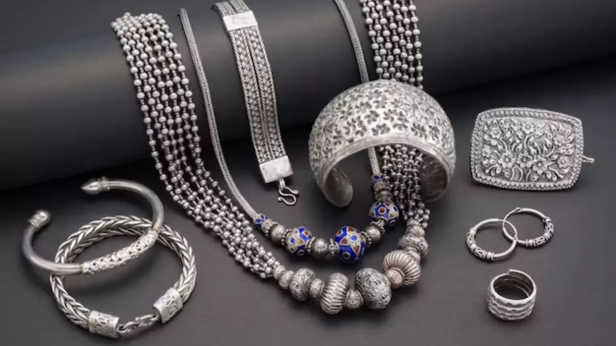 silver price surge is 17 lakhkg silver price imminent investment guide