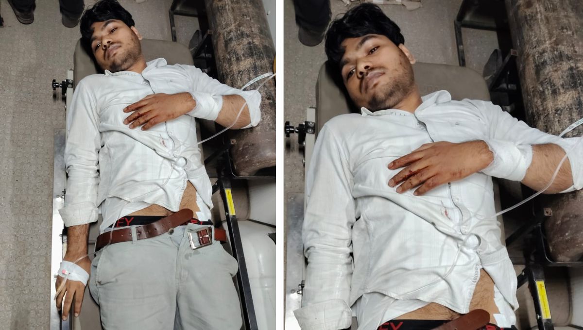 deoria news mobile shop owner shot after asking for payment