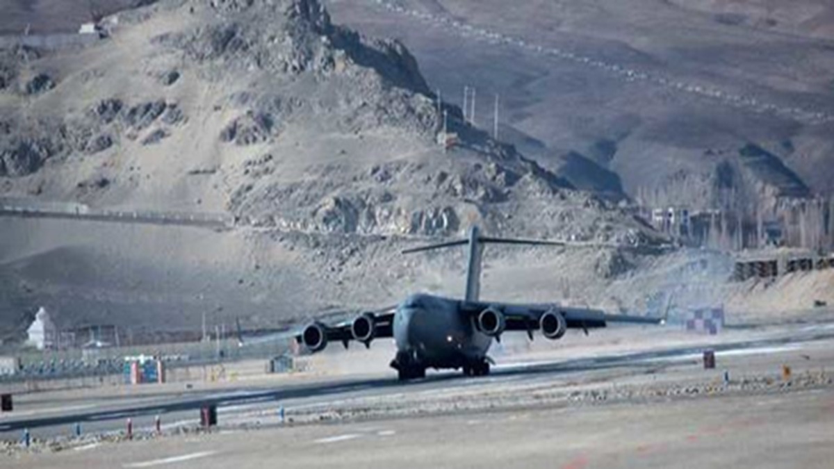 airbase in ladakh near china border operational air force chief disembarks in hercules aircraft