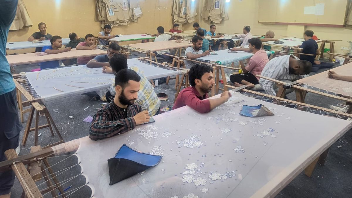 yogi government local to global strategy successful bareilly zari zardozi reaches 40 countries