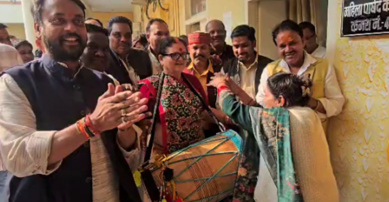 bihar election victory bjp celebrates in kanpur