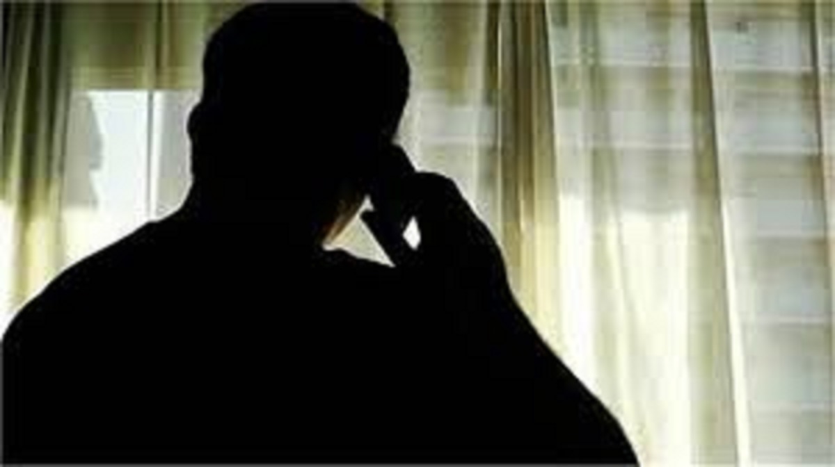 muzaffarnagar policeman threatens maawa trader over payment audio viral