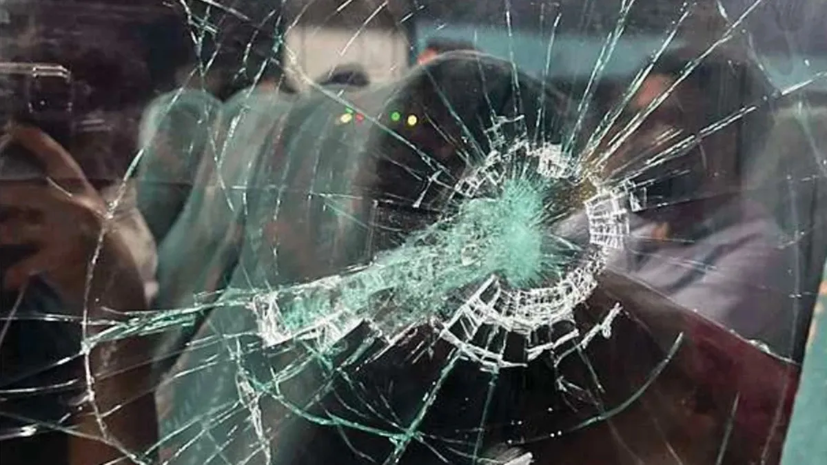 stone pelting on shatabdi express window shattered near auraiya