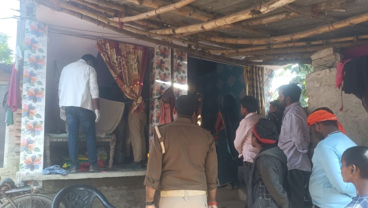 gorakhpur auto driver shot while sleeping critical condition