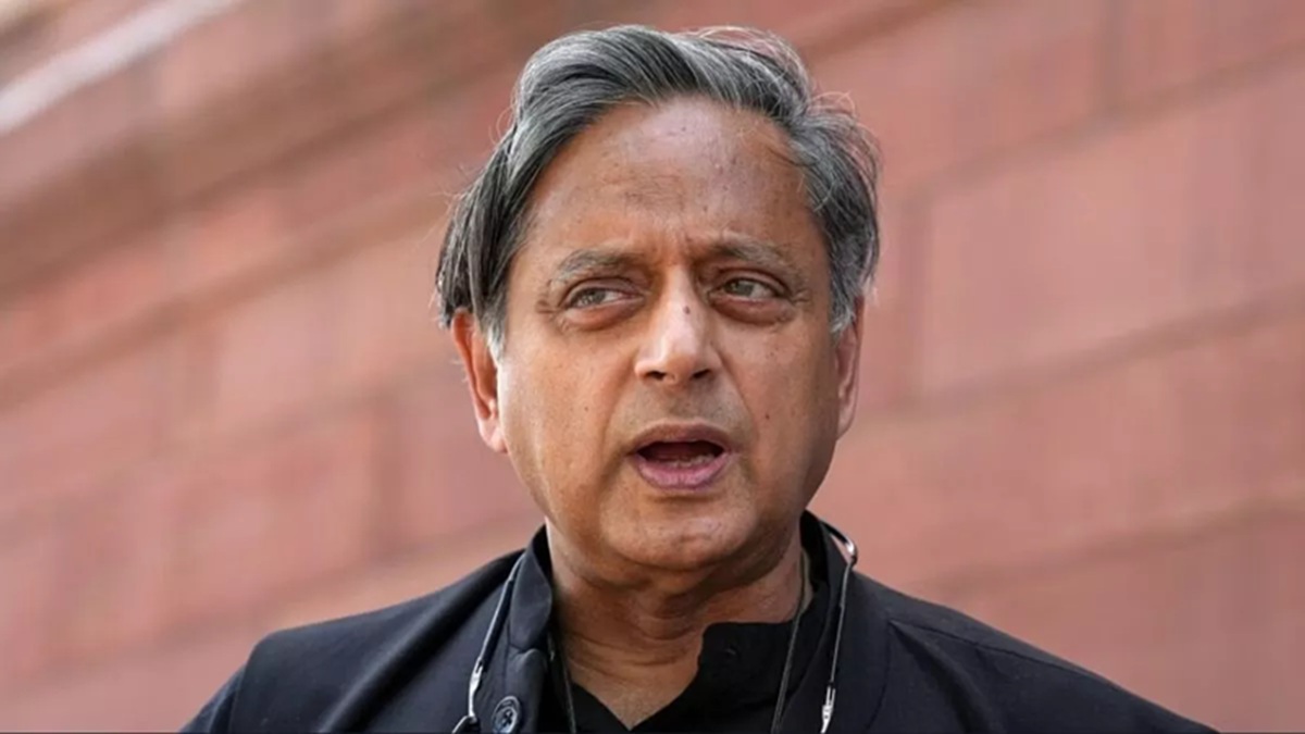 congress has become more left leaning to counter the bjp says shashi tharoor