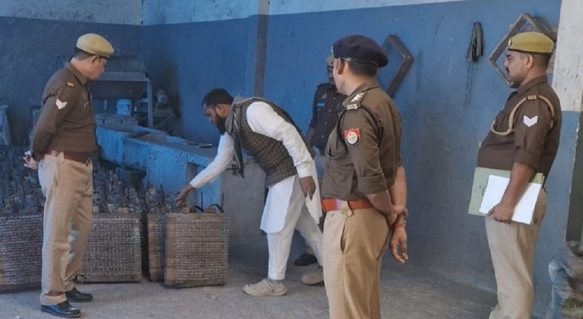 shamli ammonium nitrate shops inspected after delhi blast