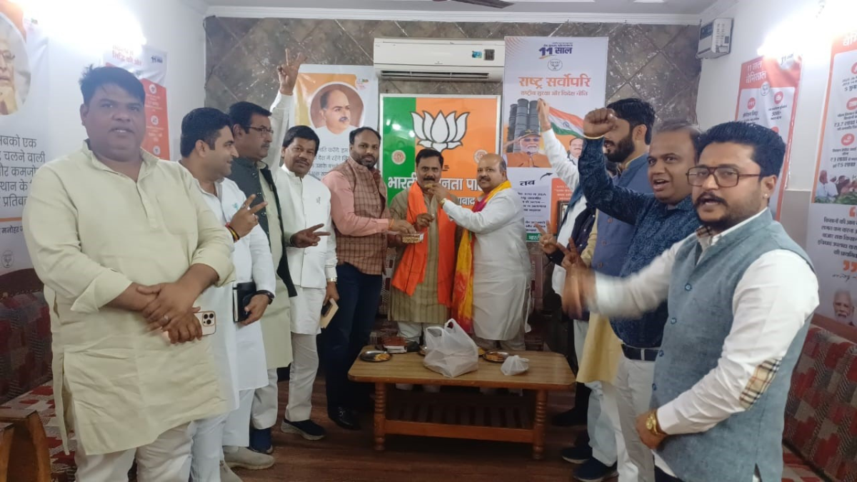 ghaziabad bjpjdu celebrate nda victory in bihar