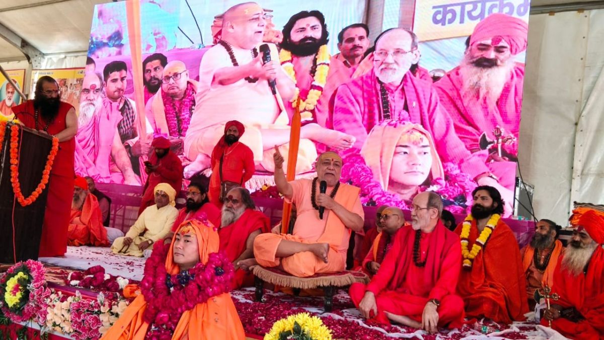 japanese entrepreneur becomes mahamandaleshwar in india