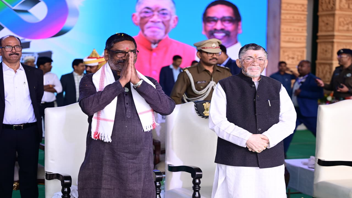jharkhand foundation day governor and cm inaugurate development projects