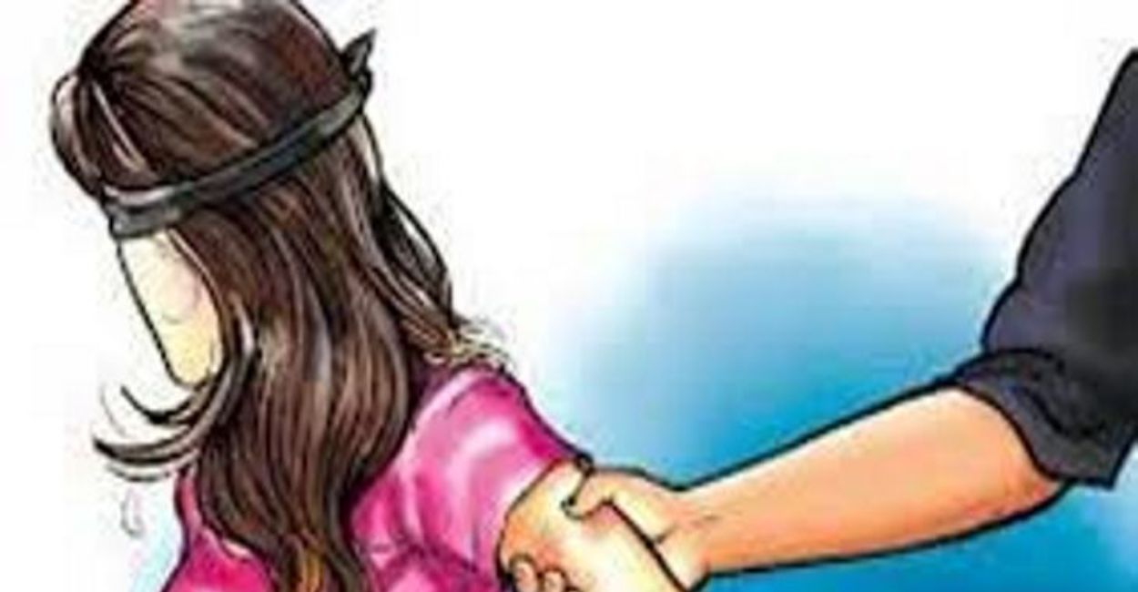 kanpur attempted molestation of girl student attacked on father for protesting