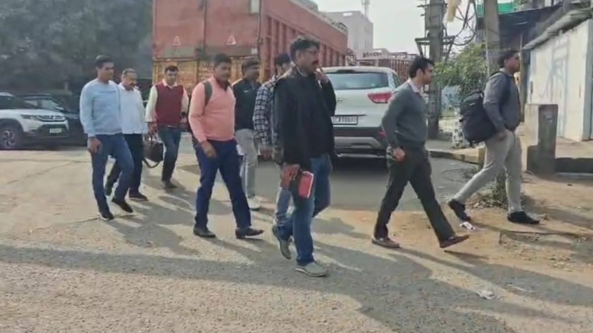 nia investigation in wazirpur cctv footage seized tea vendor questioned