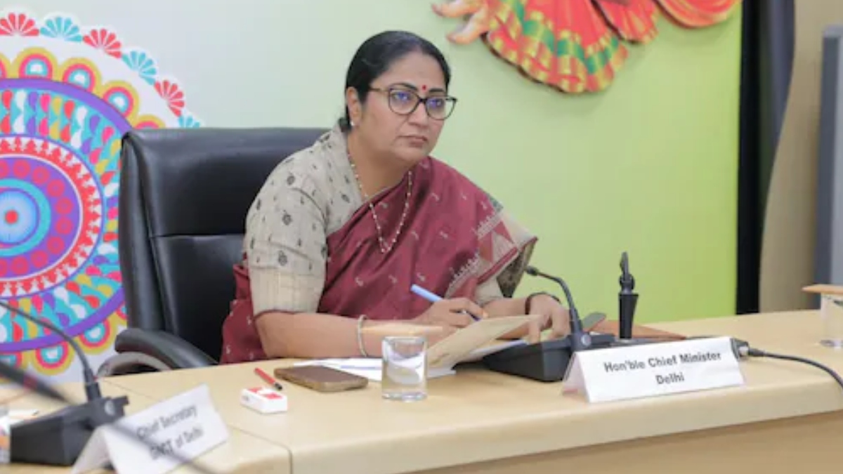 delhi govt ends vehicle registration renewal after 21 years