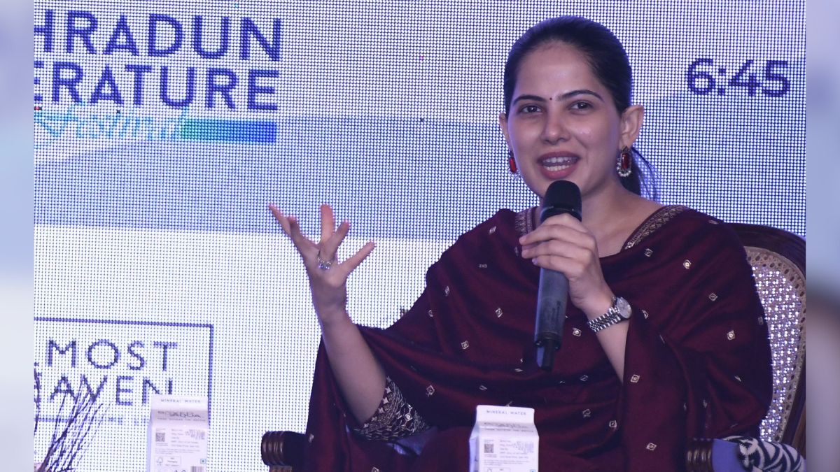 jaya kishori said blind faith starts when humans deified as god