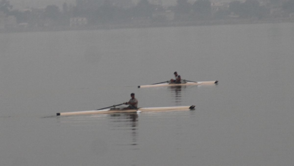 up junior rowing team aims for medal through hard work