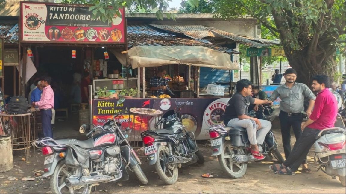 famous tea shop in amethi attracts crowds from miles away