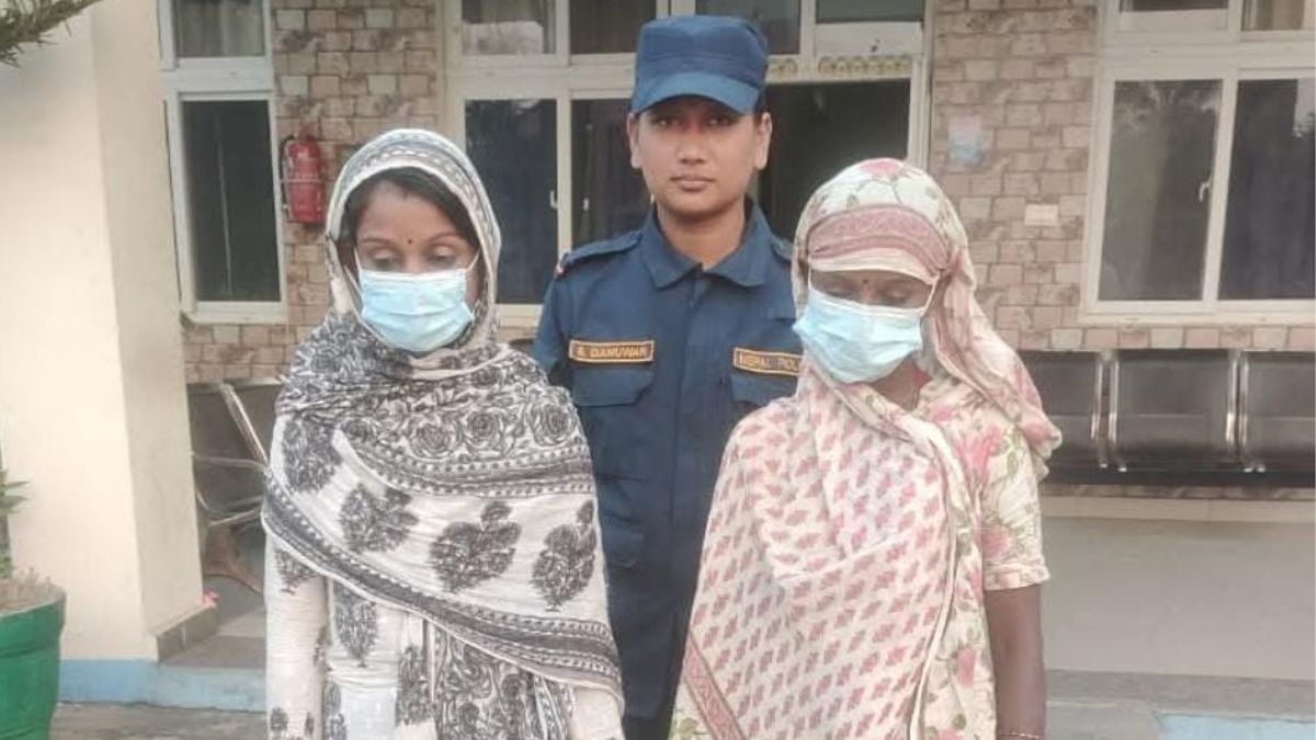 bihar news two women traffickers arrested with brown sugar