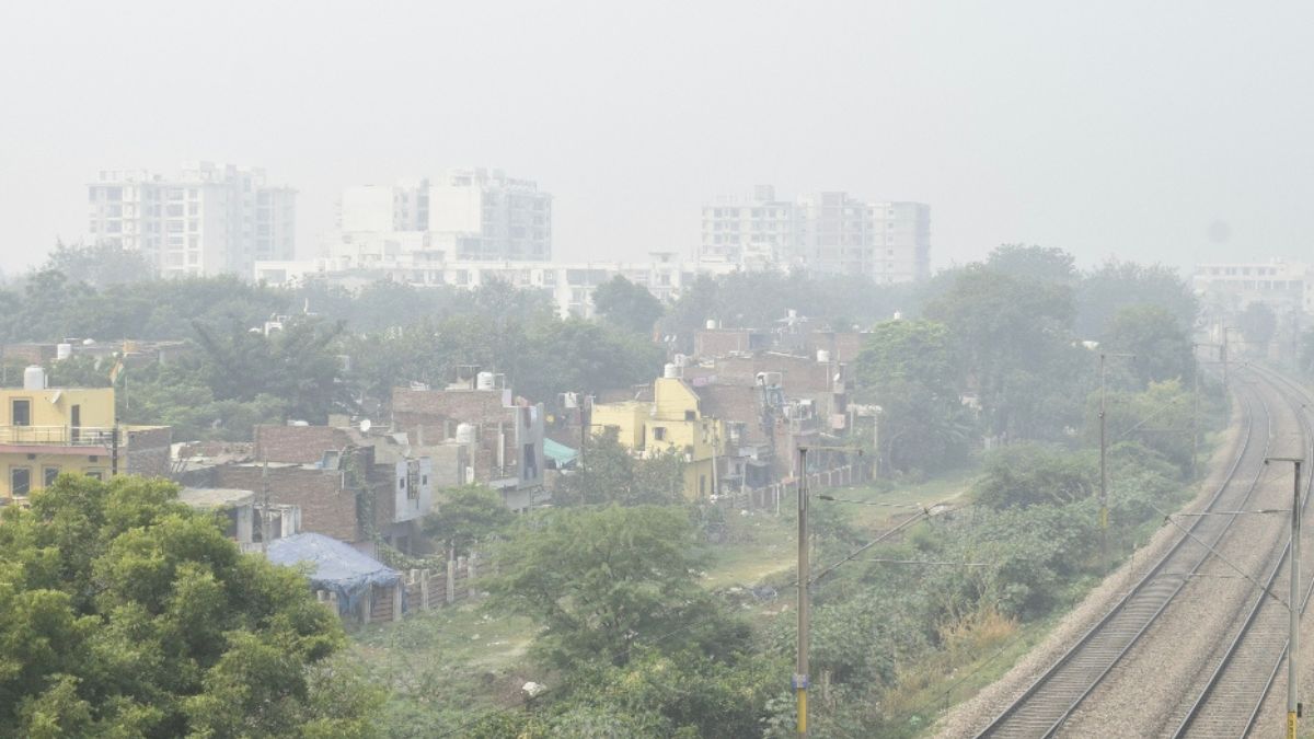 air pollution in agra hathighat and bagh farzana is in dangerous condition