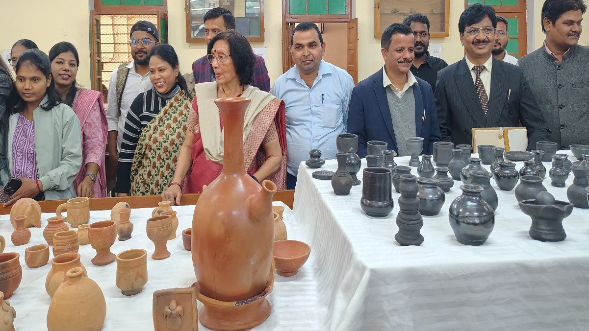 water and food prepared in earthen pots are a boon for health professor sn shankhwar