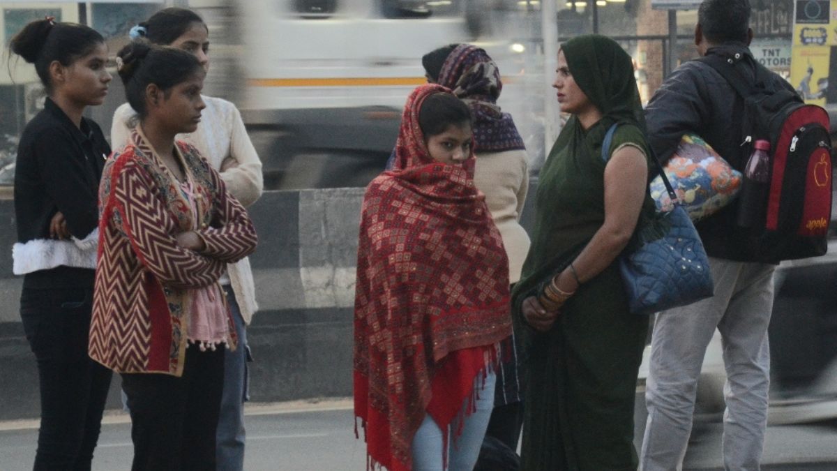 weather update agra aaj ka mausam know today weather forecast cold nights and morning wave alert