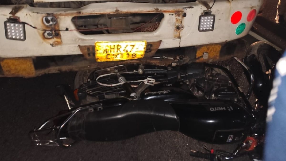 kanpuretawah highway accident truck collision kills two