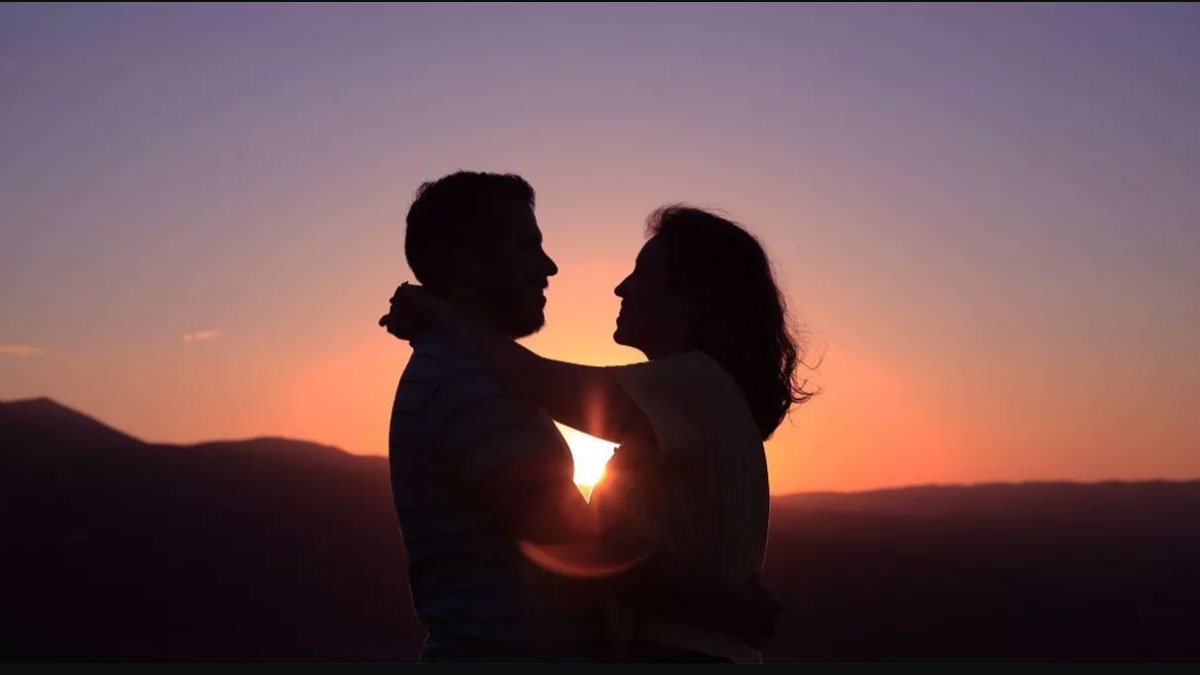 ayan from kashmir lured a young woman into love and then run away with her