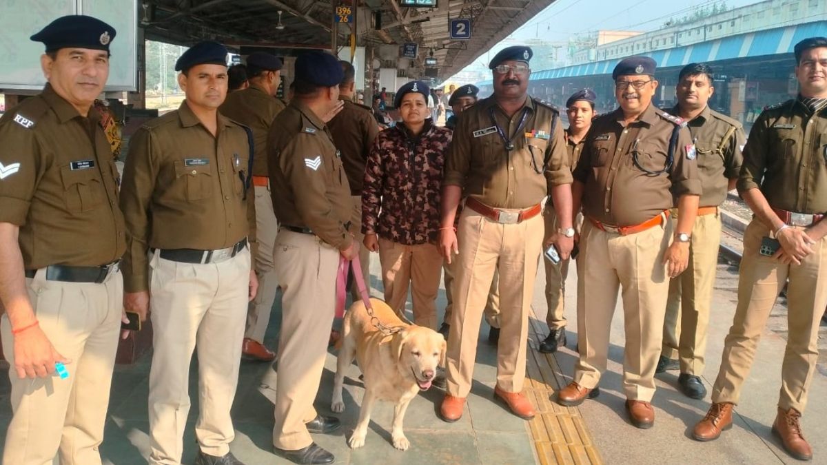 checking of the shridham express in mathura following a bomb threat causing panic