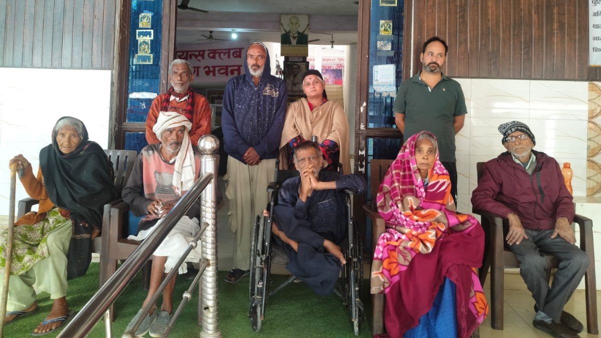 ramlal old age home became a support for 10 elderly people who were rejected by their own people