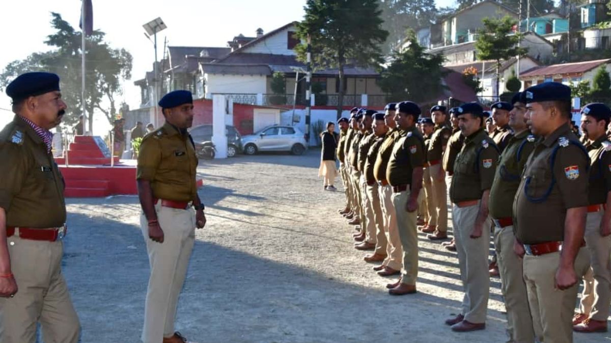 ssp manjunath tc inspected the fitness of policemen in the parade