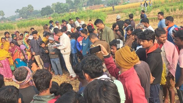 Banka News: प्रेमिका को घर से बाहर बुलाकर काट दिया गला, आरोपी गिरफ्तार; क्षेत्र में तनाव का माहौल
