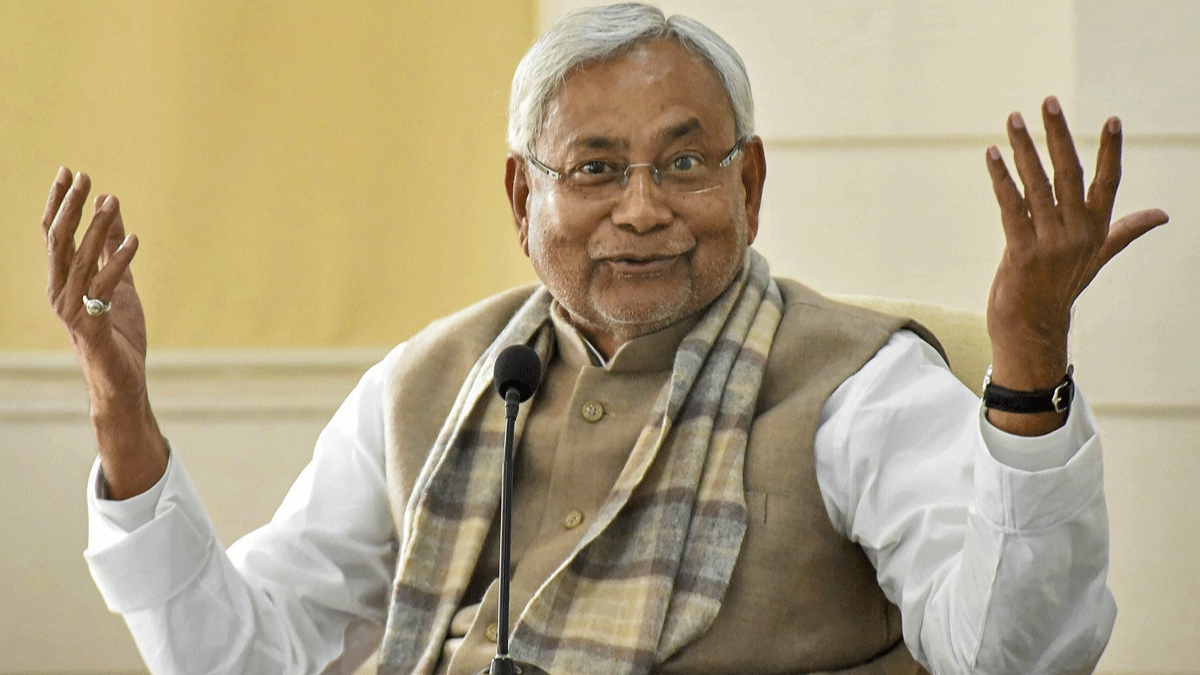bihar cabinet meeting ministers applaud cm nitish kumar after nda victory