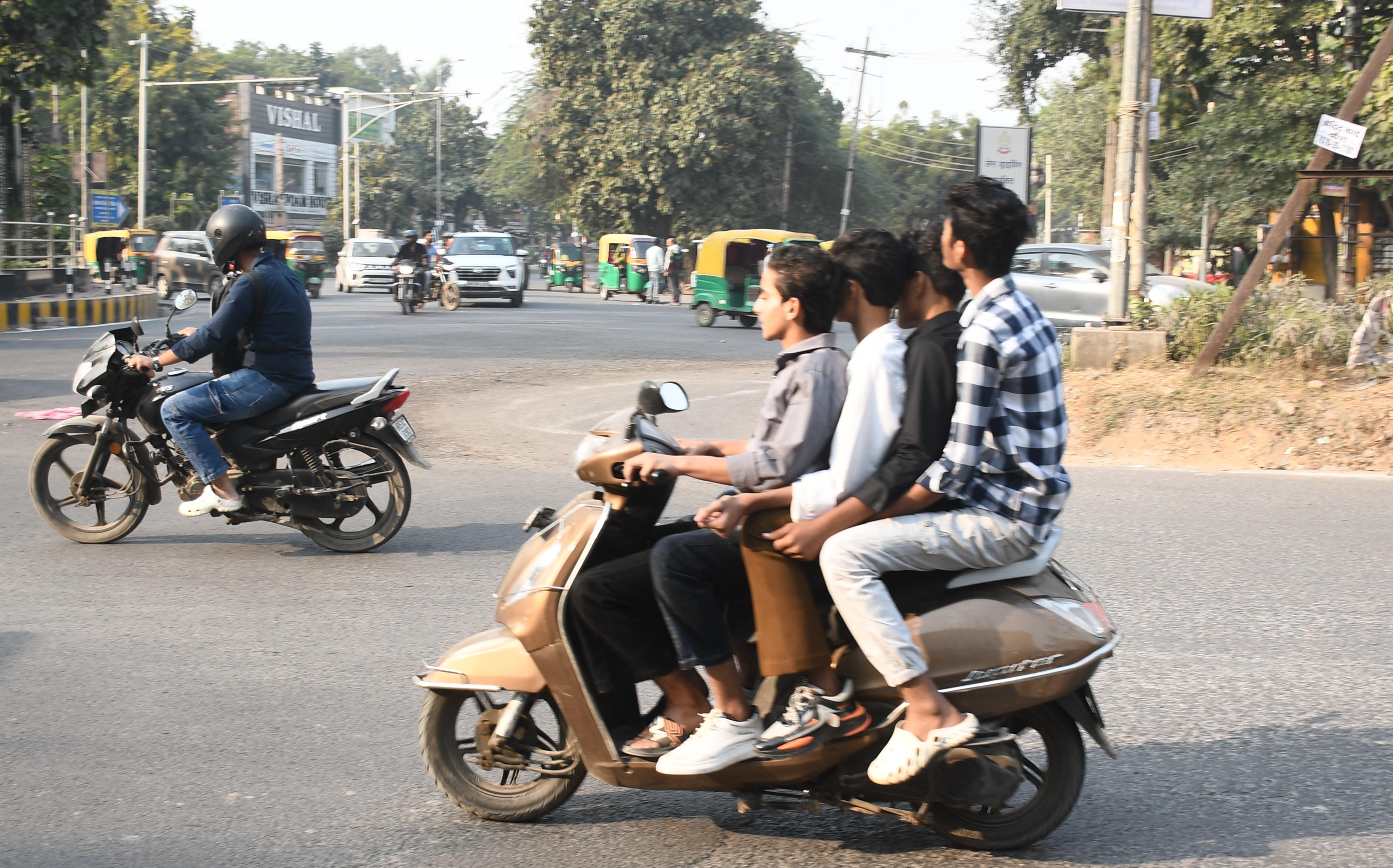traffic violations in faridabad police crackdown for road safety