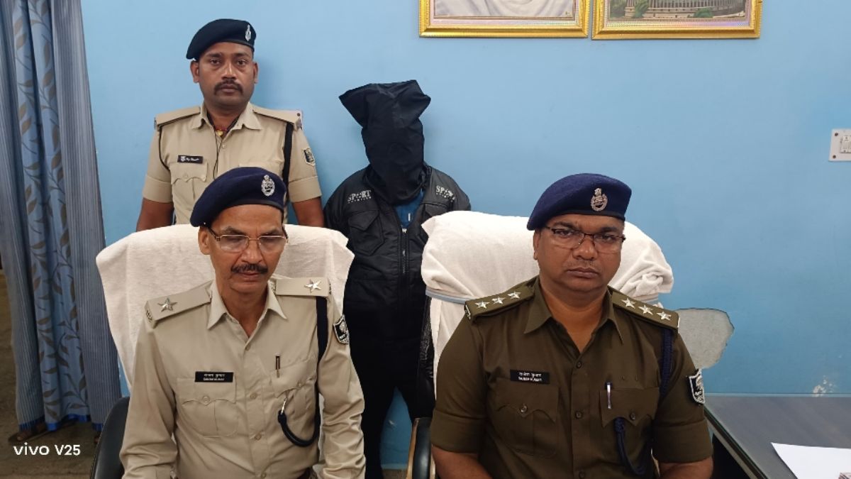 jamui police nabbed notorious criminal after 15 years