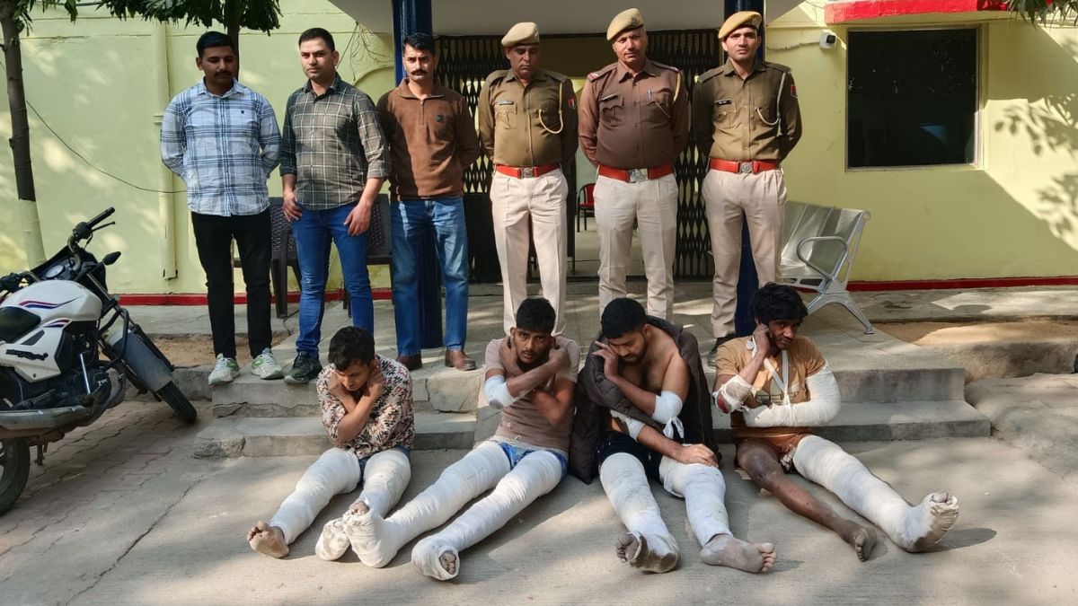bhiwadi police encounter with cow smugglers four arrested