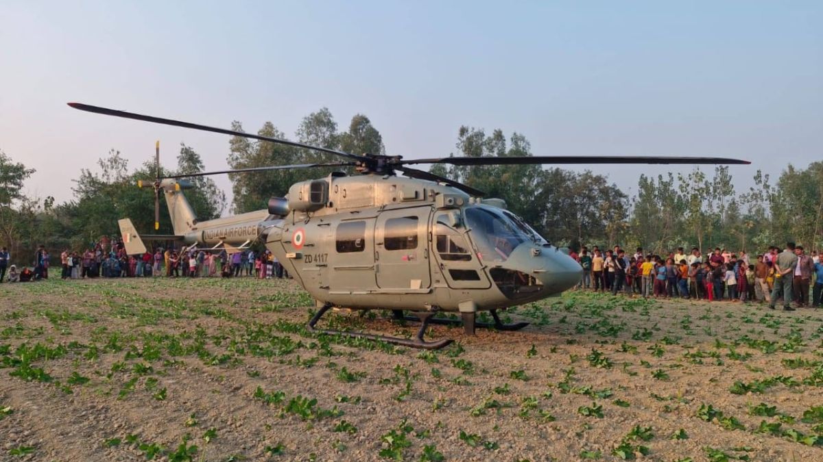 indian air force plane makes emergency landing in bareilly