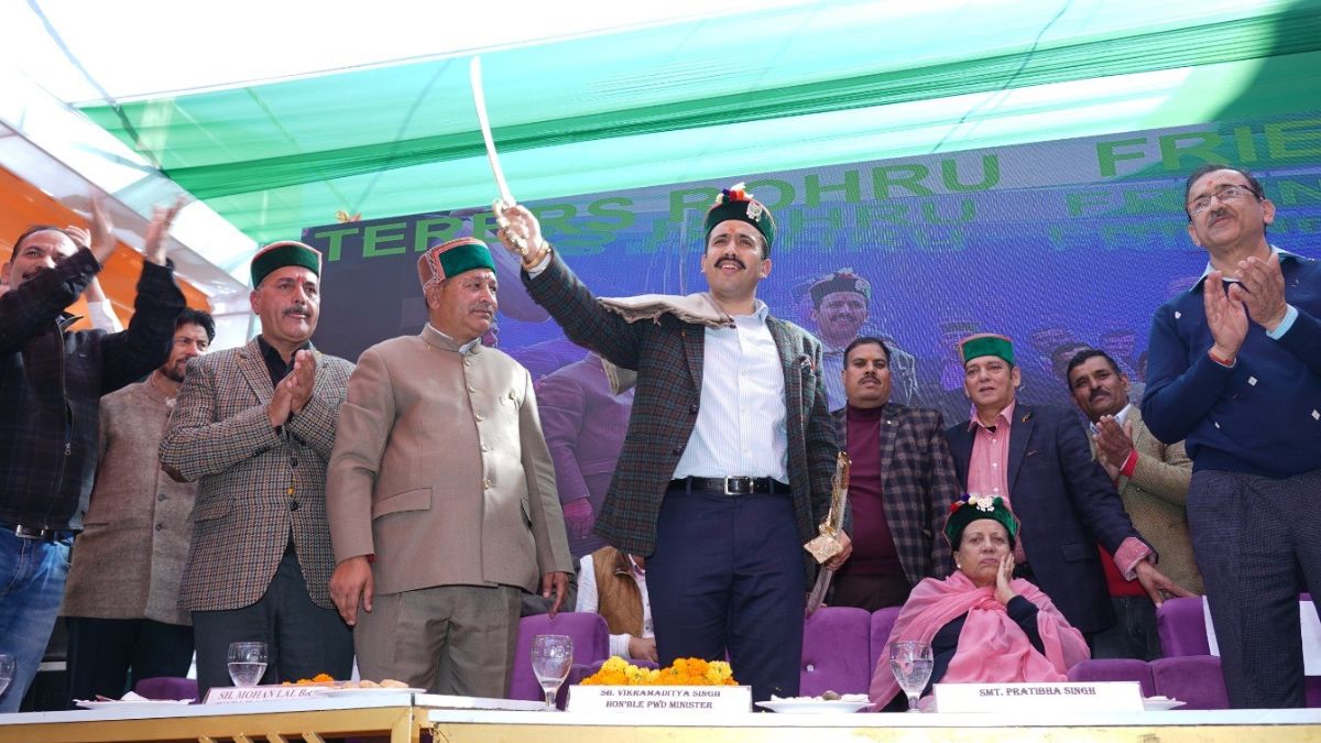 virbhadra singh statue unveiled in rohru shimla development legacy