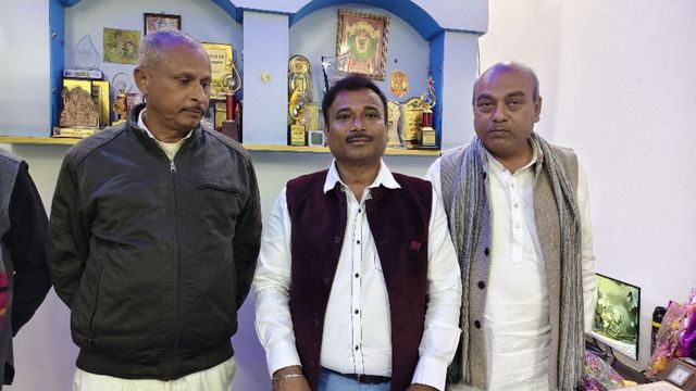 कभी प्रमुख की कुर्सी ठुकराई, आज ओबरा की विधायकी पर कब्जा!
