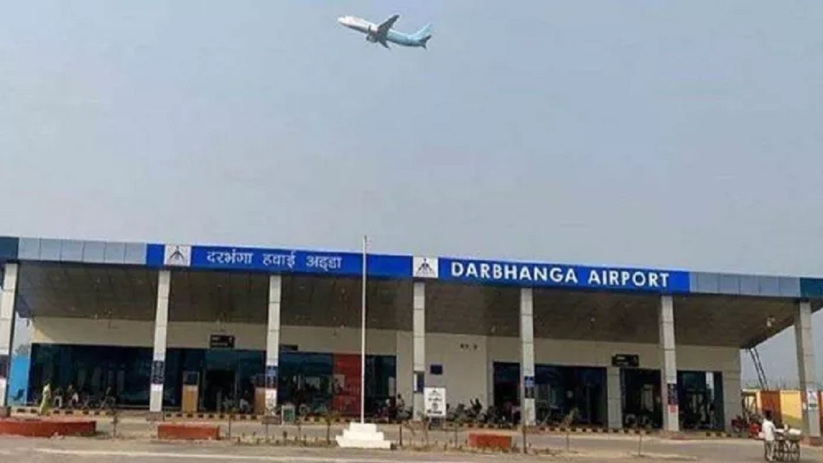 darbhanga airport mumbai kolkata flights delayed 14 flights operated