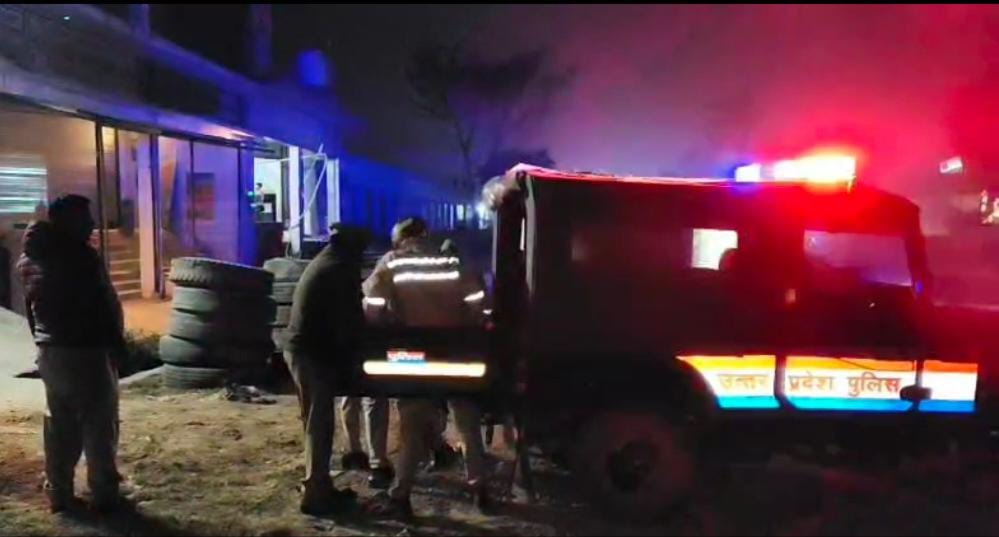 hapur road accident two friends die after loader hits bike